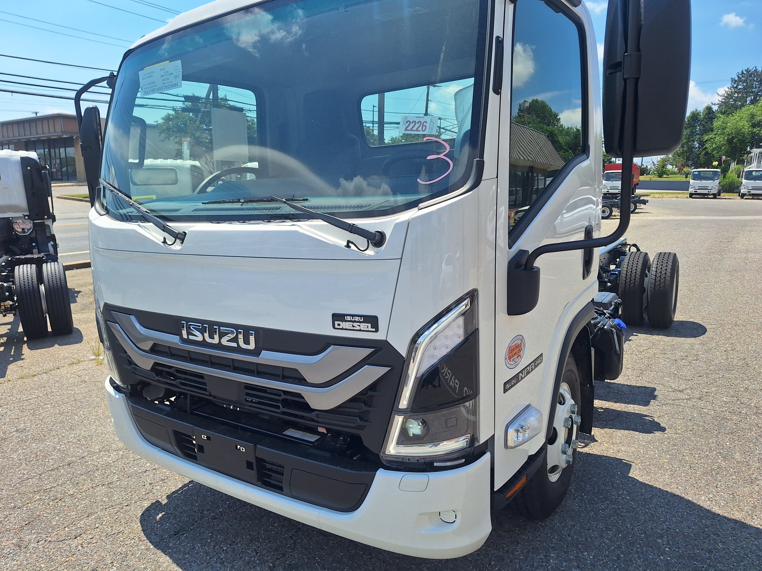 New 2025 Isuzu NRR - Diesel For Sale at Dovell & Williams in Glen ...