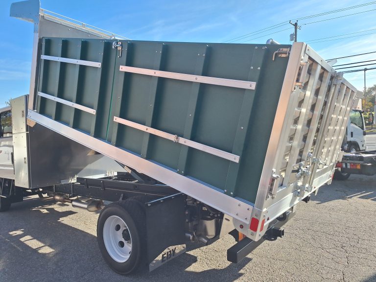 2024 ISUZU CREW CAB 20241028_100522-768x576-1