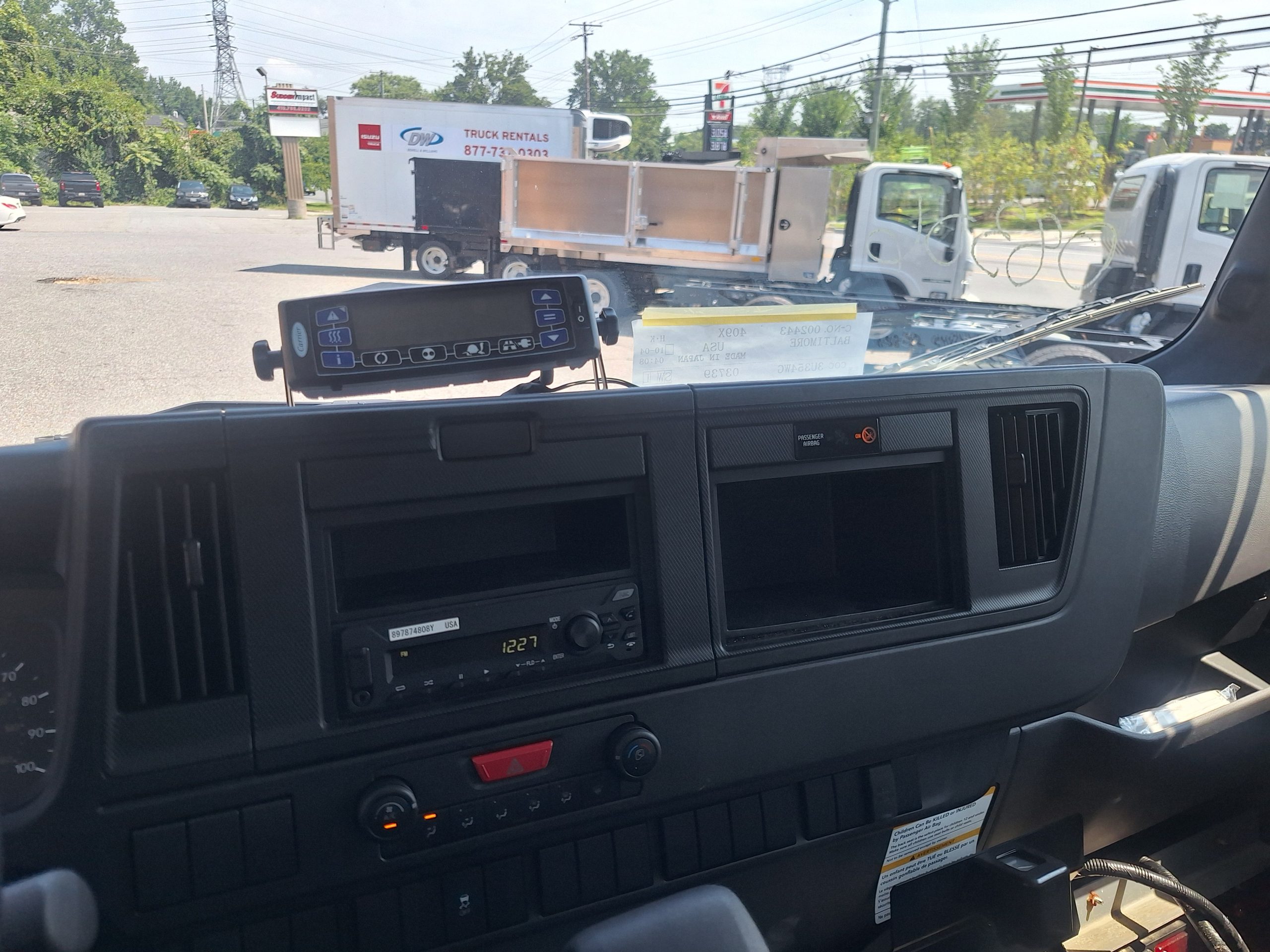 2025 ISUZU REFRIGERATED TRUCK 20250815_113844-scaled