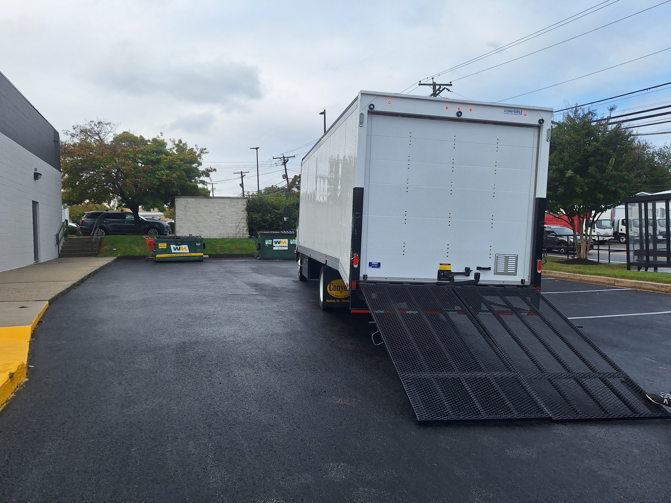 2026 ISUZU CREW CAB ENCLOSED LANDSCAPE BODY 20251014_093807-1-scaled