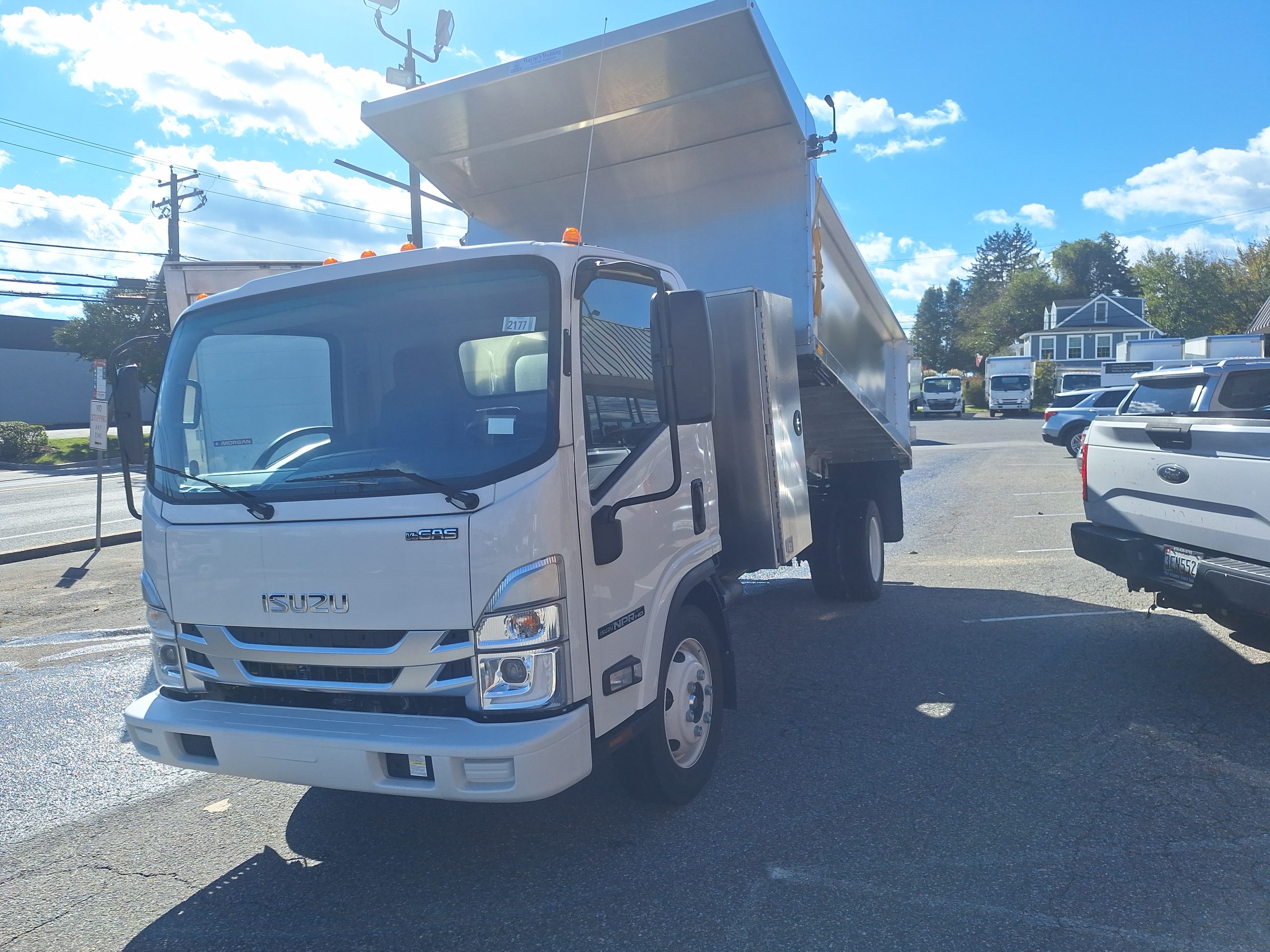 2024 ISUZU ALUMINUM DUMP BODY 20251020_113457-scaled