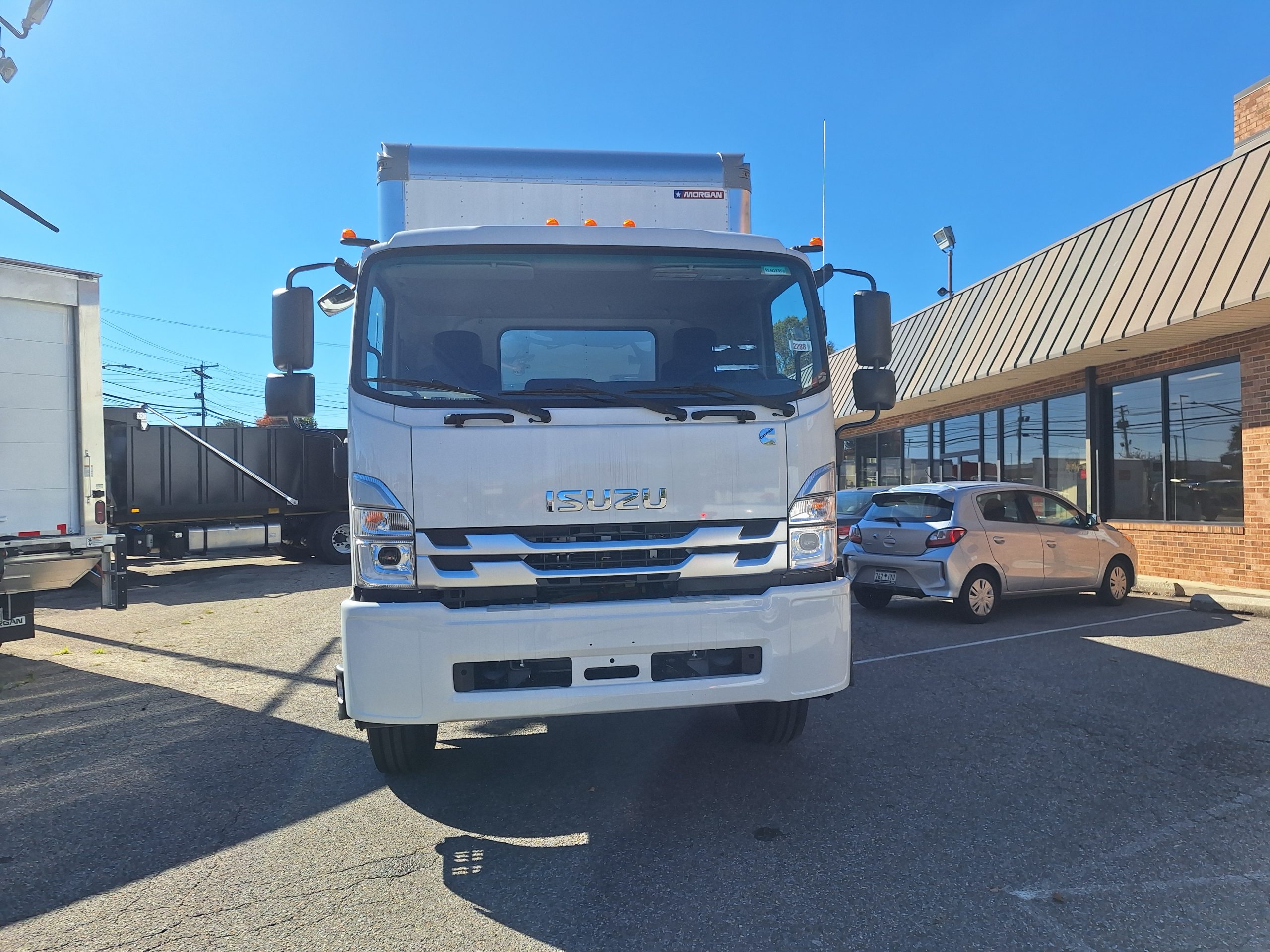 2025 Isuzu FTR 26' DRY VAN WITH LIFTGATE 25950GVWR 20251021_113627-scaled