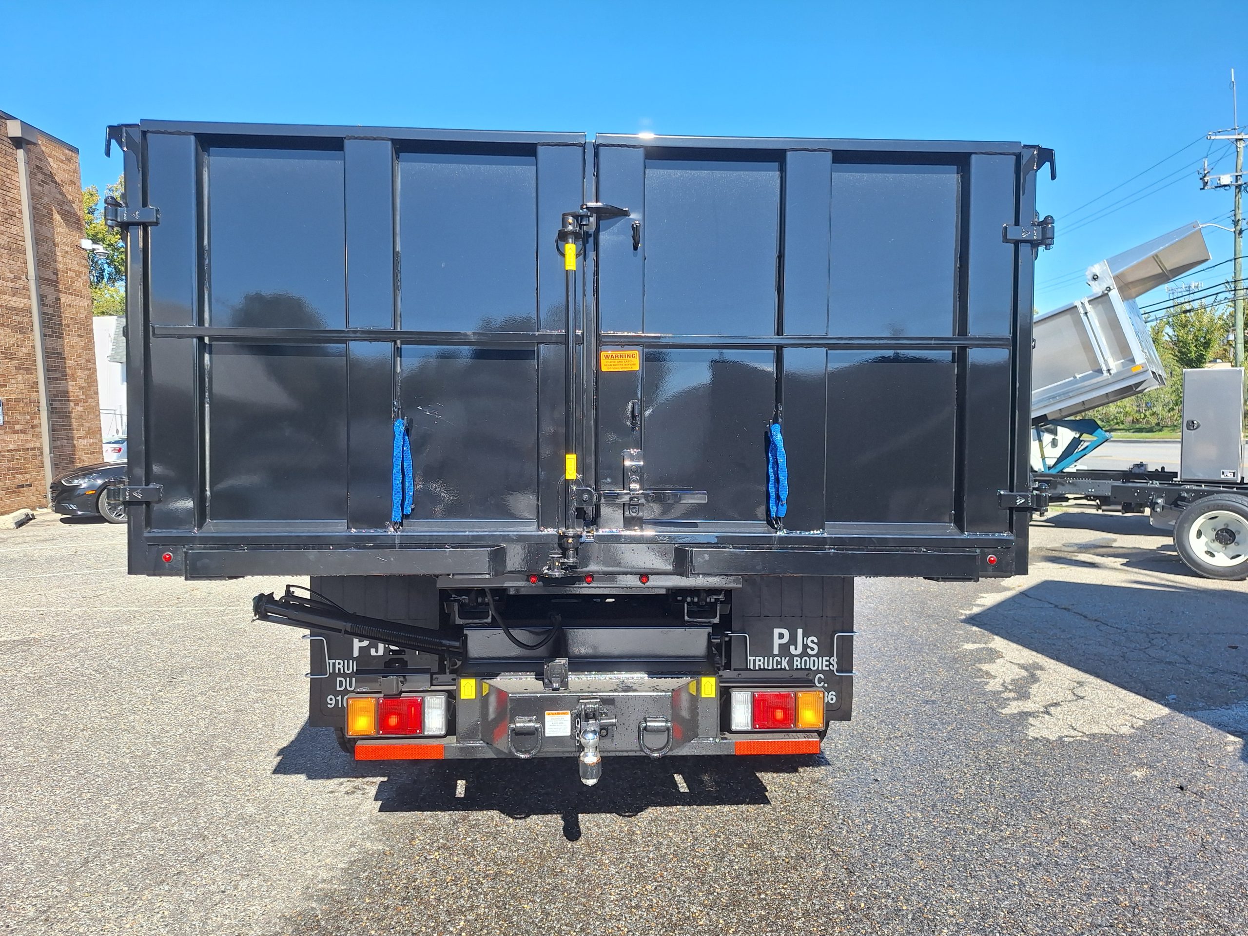2026 Isuzu Dump body with trailer tow package 20251021_134121-Copy-scaled