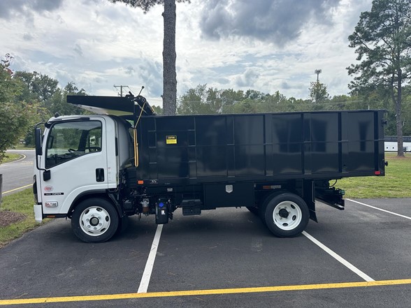 2025 ISUZU NRR DIESEL 10010996826