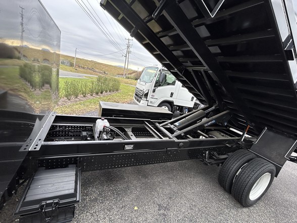 2025 ISUZU NRR DUMP BODY 10028002585